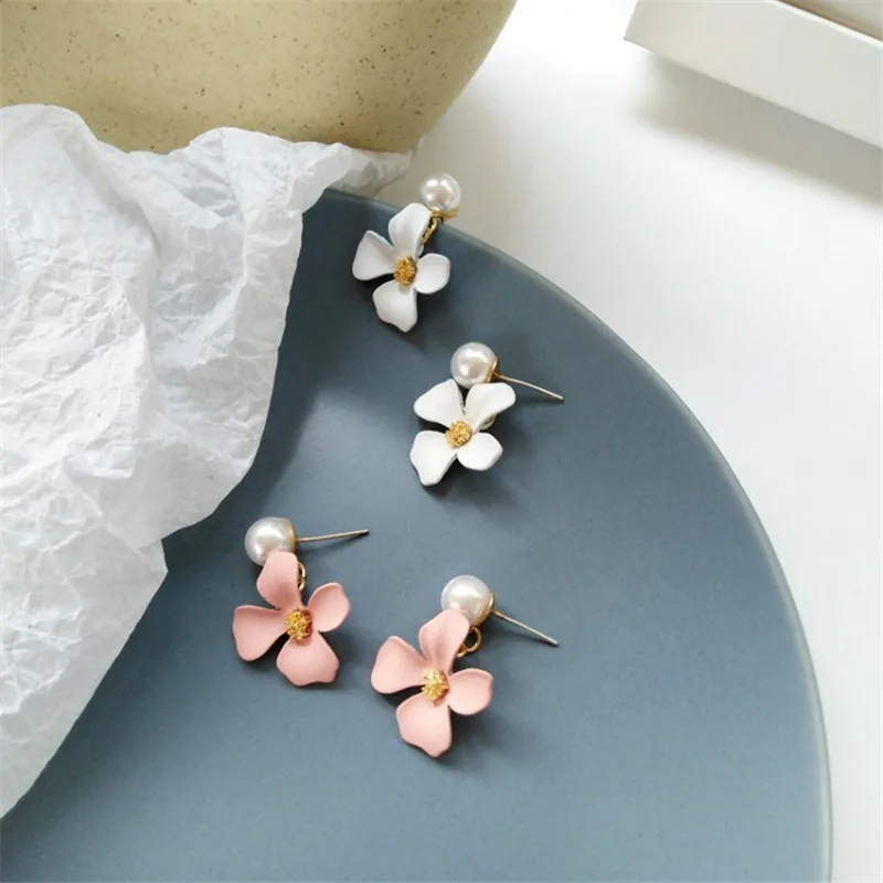 

Yangliujia New Pure And Fresh Sweet Candy Color Matte Flowers Pearl Earrings Temperament Female Jewelry Gifts Party