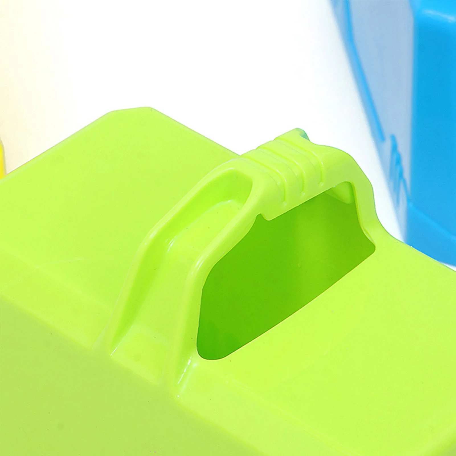 

1PC Funny Outdoor Winter Snow Block Beach Sand Mold Plastic Castle Foundation Brick Maker Mould Kids Children justifiable