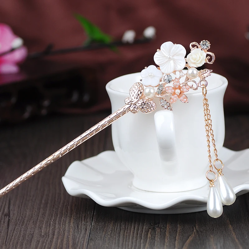 

Ancient Style Updo Step Shake Hair Clasp Imitation Shell Hairpin Headdress Vintage Court Pearl Chinese Clothing Accessories