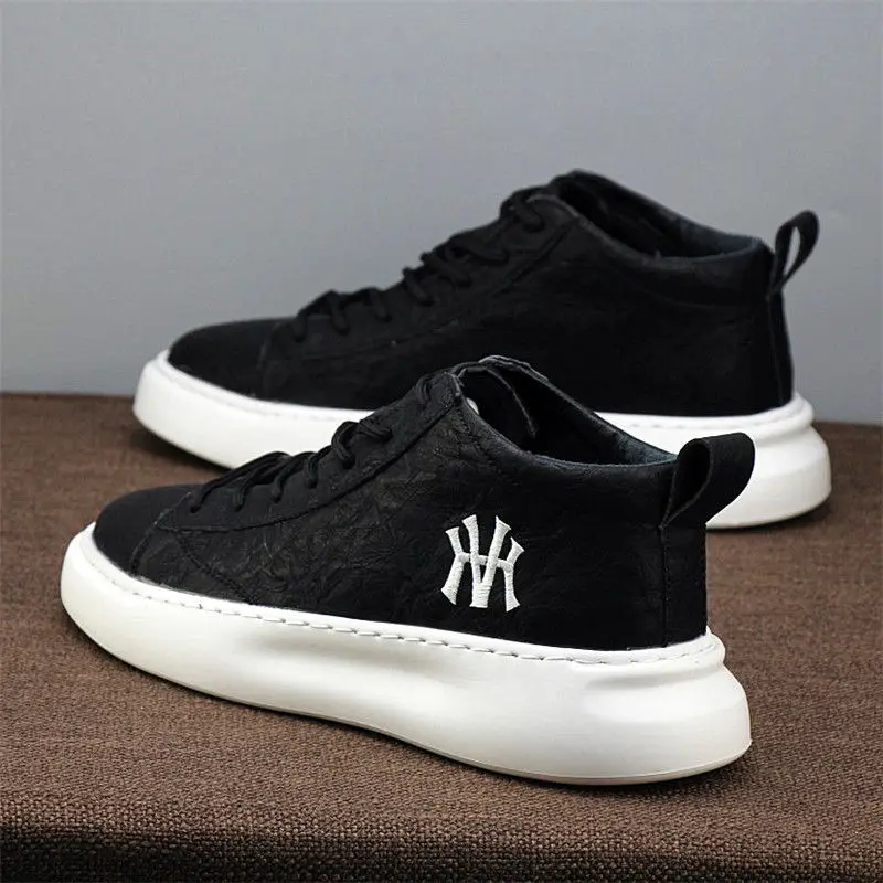 Мужская обувь весна-осень Белая увеличивающая рост Спортивная повседневная