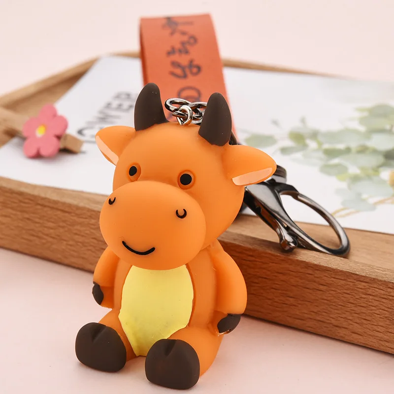 

Fashion Resin Sitting Calf Key Chain Cartoon Gilded Leather Rope High Spirited KeyChain Bag Handbag Accessories Small Gift