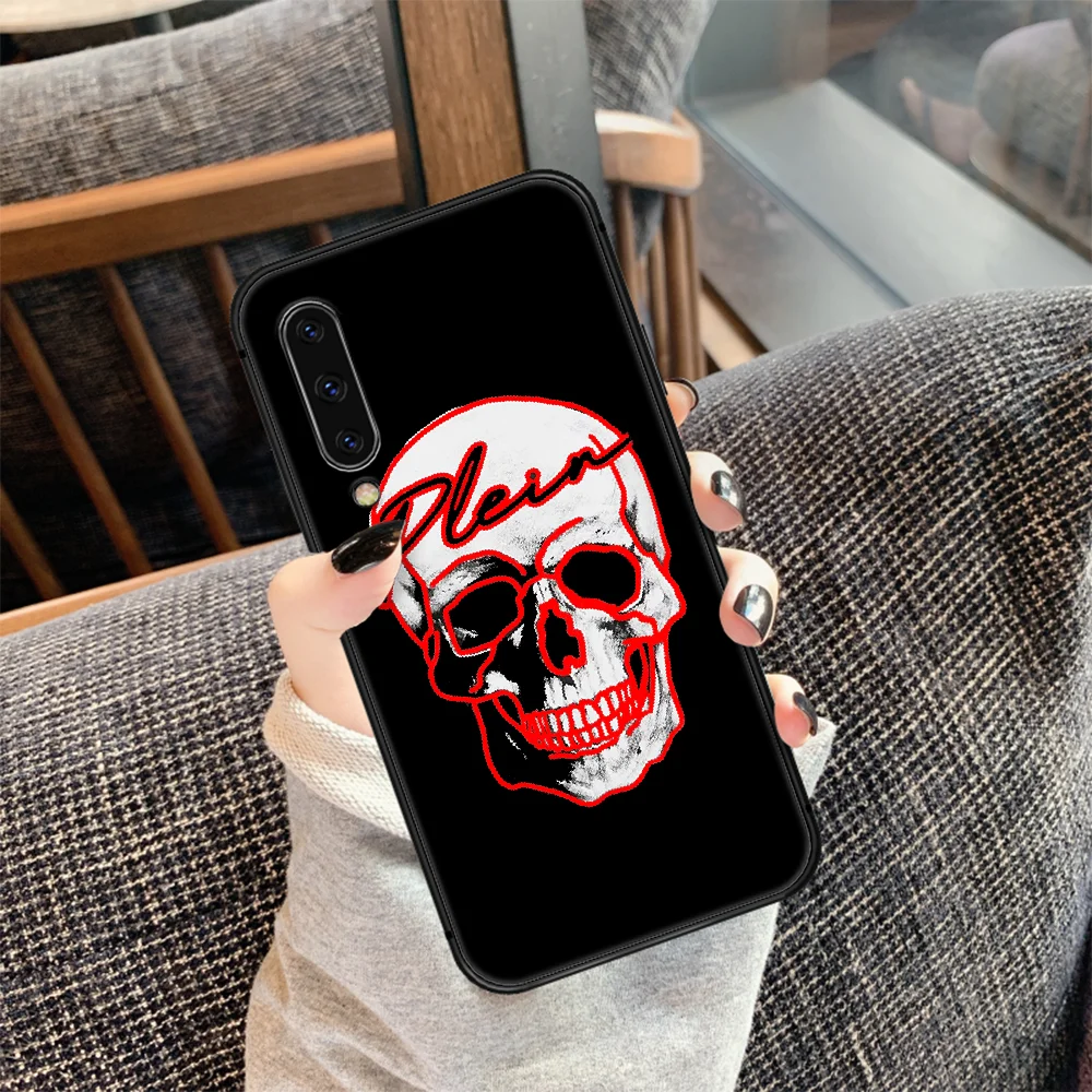 

QP Philipp Luxury Brand Skull Phone Case Cover For Samsung Galaxy A10 A11 A20 E A21 A30 A40 A41 A50 A51 A70 A71 A81 S black