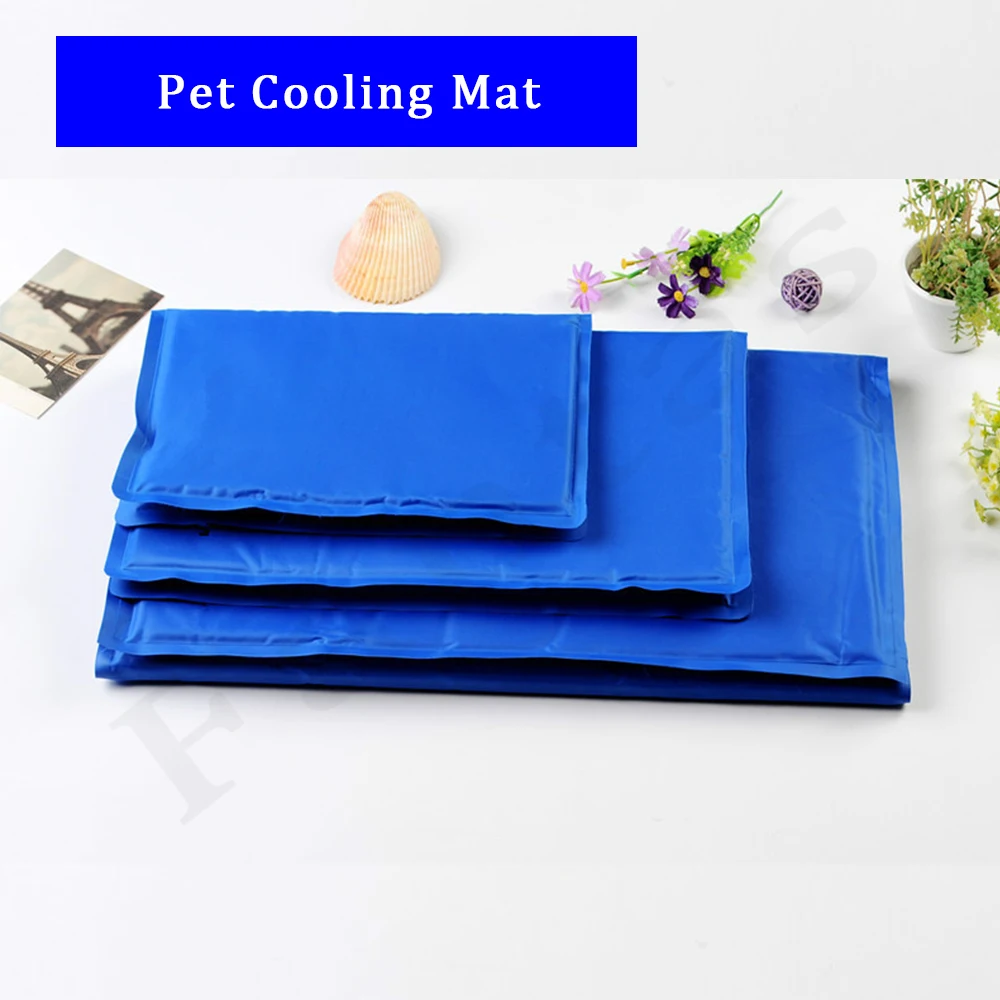 Buy 800g 1700g verão venda quente esteira de gelo do animal de estimação para o cabelo dourado resfriamento esteira do cão gel azul canil camas do cão por atacado