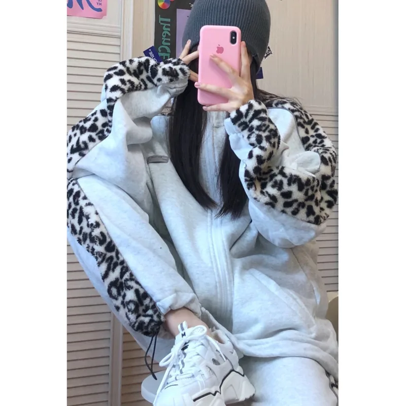 

Korean Fashion Leopard Print Plush Thickened Loose Sweatshirt Women Strip Casual Pants Suit Two Piece Set Sport Suit Tracksuit