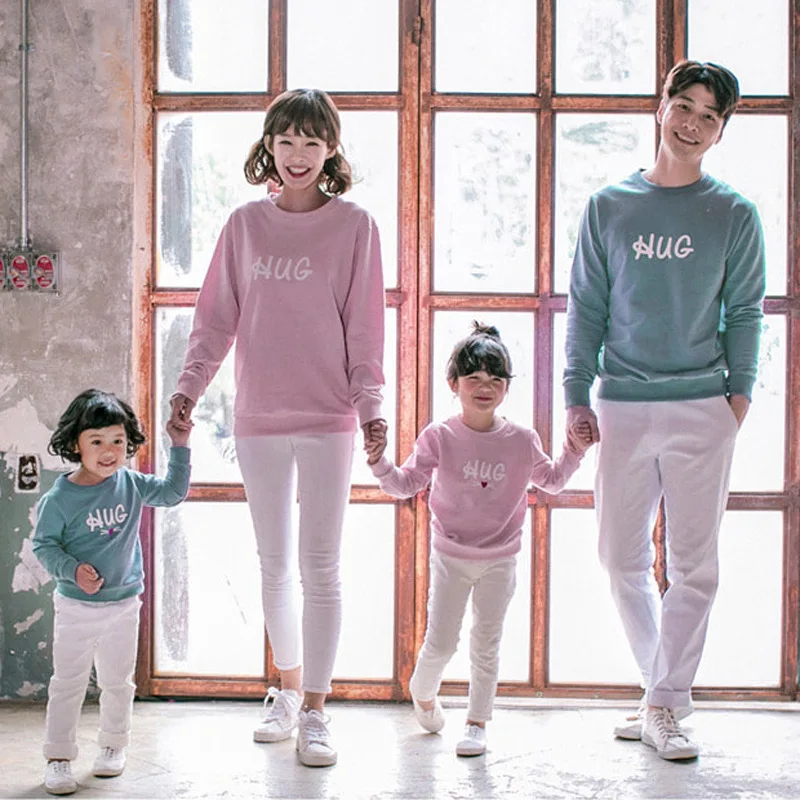 Комплект одежды для родителей и детей хлопковая толстовка с капюшоном надписью