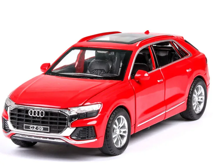 Высокая имитация 1:32 Audi Q8 со звуком светильник Вытяните назад игрушечный автомобиль модель игрушки для детей Подарки