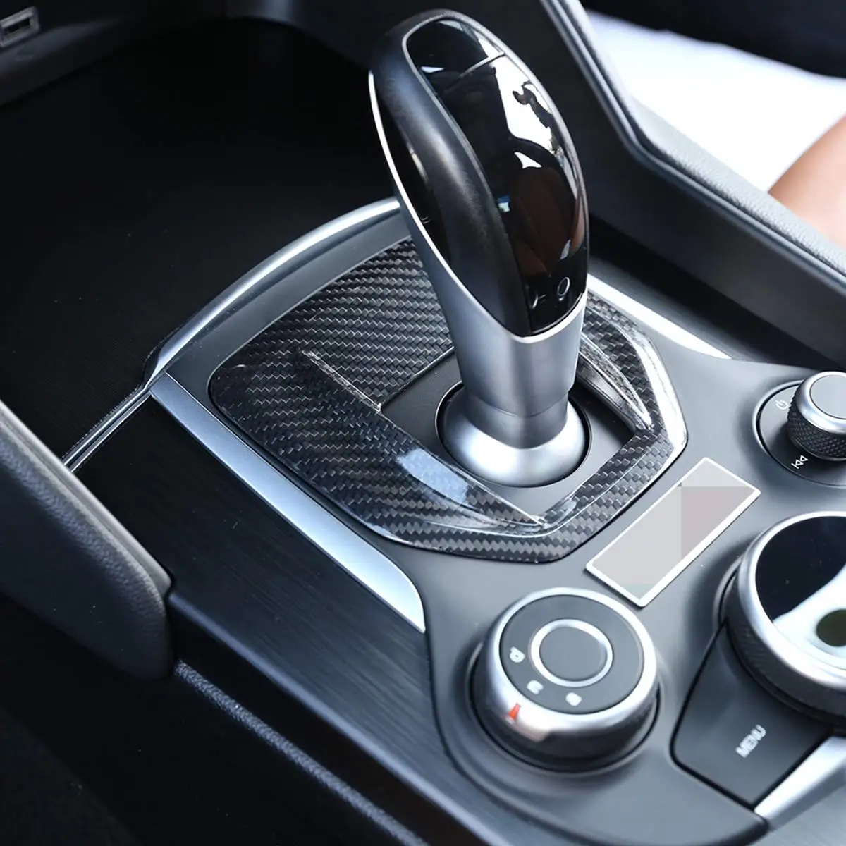 Настоящее углеродное волокно для Alfa Romeo Giulia Stelvio 2017-2019 Автомобильная центральная