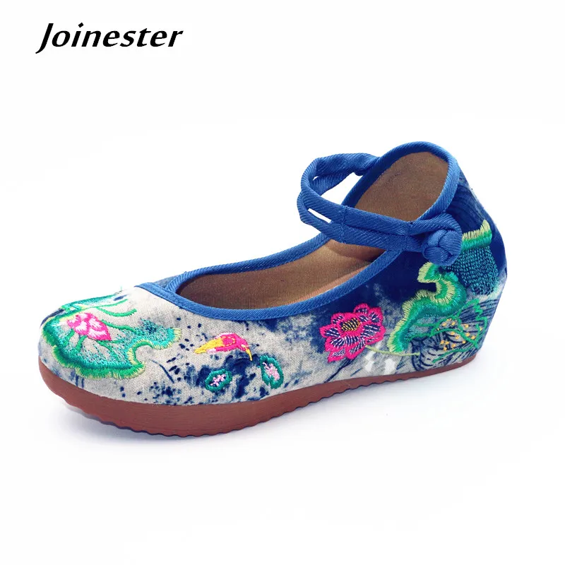 Женские повседневные туфли на платформе с круглым носком и цветочной вышивкой