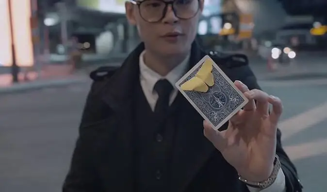 

Skymember Presents Memo Card by Sultan Orazaly feat Zach Ng - Magic Tricks