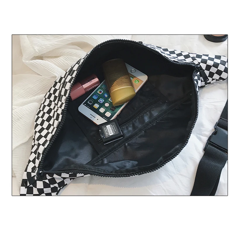 Поясная Сумка женская вместительная в черно-белую клетку дорожные нагрудные