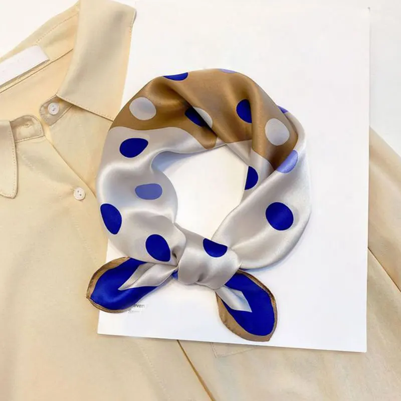 

Модный Шелковый атласный шарф 100%, Женский носовой платок с принтом, сумки, шарфы, Женская квадратная бандана на голову, маленькие шарфы для ж...