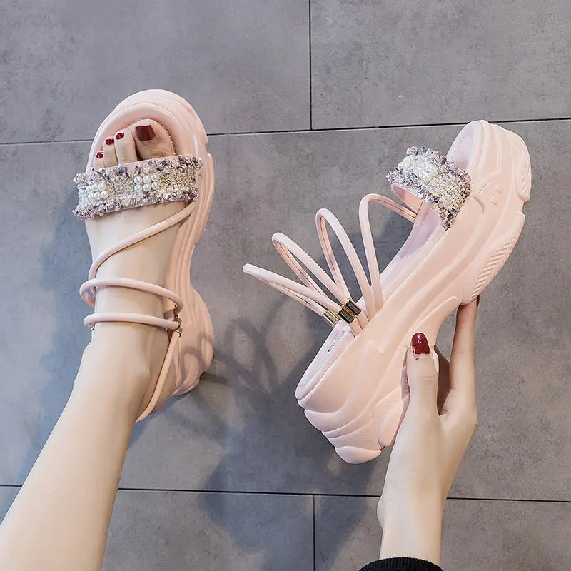 

New Summer Sandals Women's Platform Increased Leisure Joker Two Women's Sandals Sandals Sports Wind Breathable Fashion Sandals.