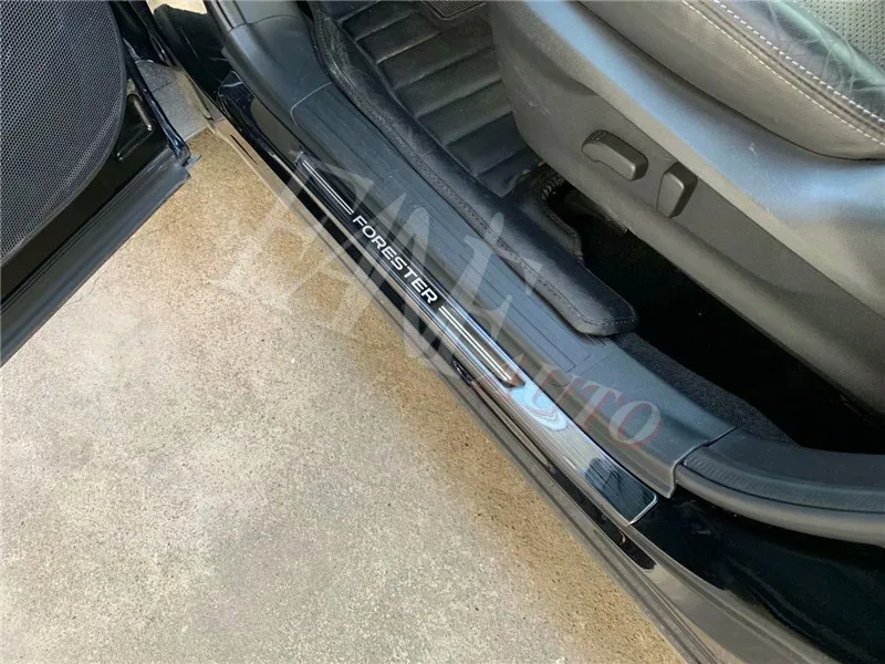 Накладка на порог из нержавеющей стали защитная накладка для Subaru Forester SK 2019 2020 2021