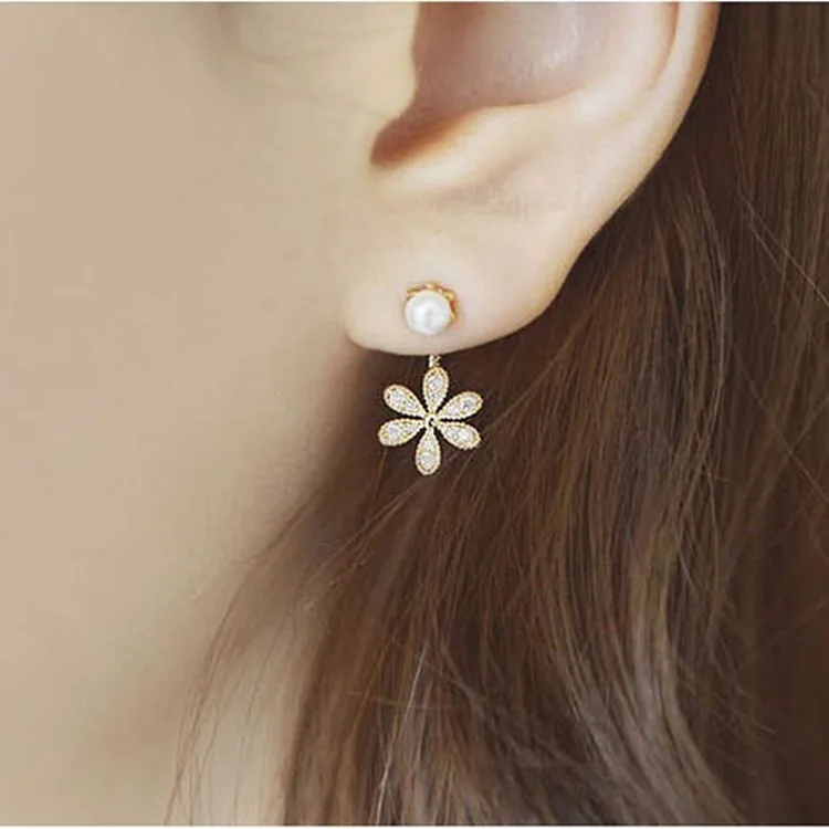 

South Korea's new small fragrance lady's pearl-studded five-leaf flower earrings