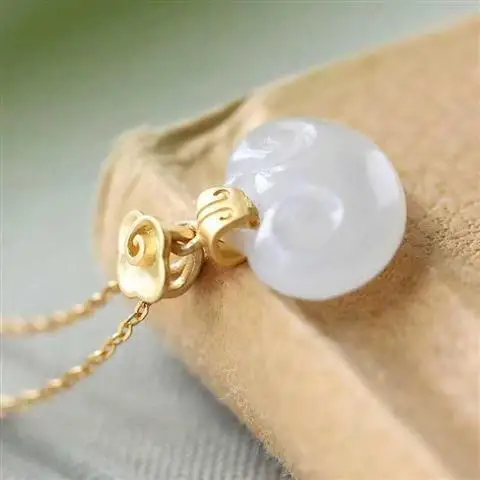 

I Still See Your Love. Xiaoruyi Xiangyun Hetian Jade White Jade Necklace Pendant Bringing Good Luck and Wealth Double-Sided Carv