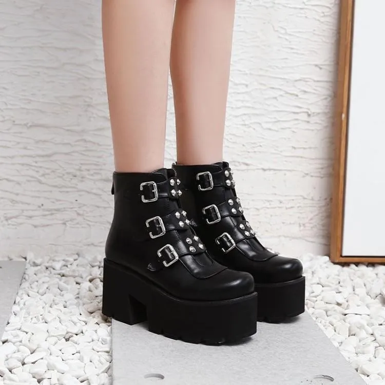 

2021 Biker Combat Boots Women Platforms Chunky Block High Heel Punk Shoes Gothic Rivet Buckle Ankle Military Large Size 34-45
