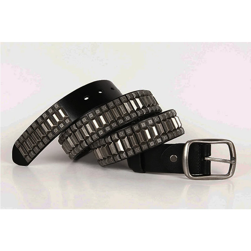 Ремень мужской кожаный тяжелый металлический пояс из денима с заклепками в стиле