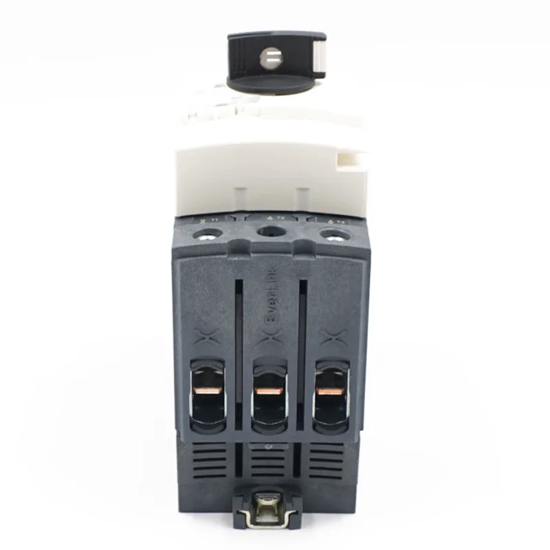 

New in box original brand new circuit breaker types NSX630H 3P 630A Mic2.3 LV432895