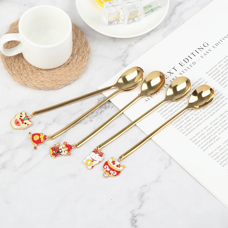

Antique Chinese Style Metal Spoons Souvenir Coffee Drink Spoon Ice Cream Dessert Tea Stirring Spoon For Picnic Kitchen Tools