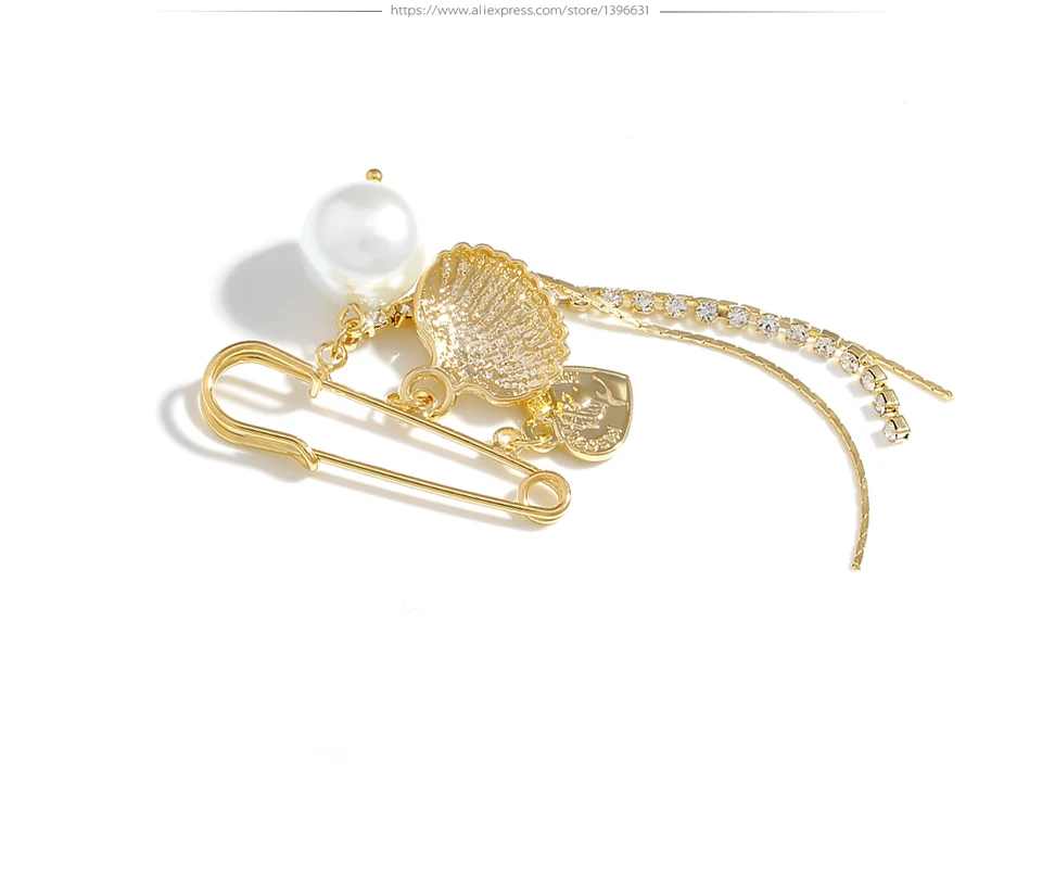 Yhpup Trendy Copper Charm Metal Shell Tassel Brooches Imitation Pearls Round Portrait Zirconia Exquisite Brooch Pins for Women