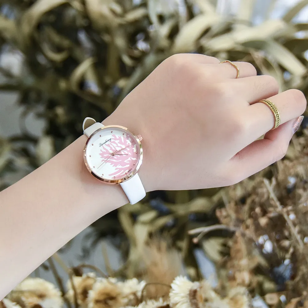 Модные женские часы с цветочным циферблатом кожаный ремешок Кварцевые наручные повседневные для девушек