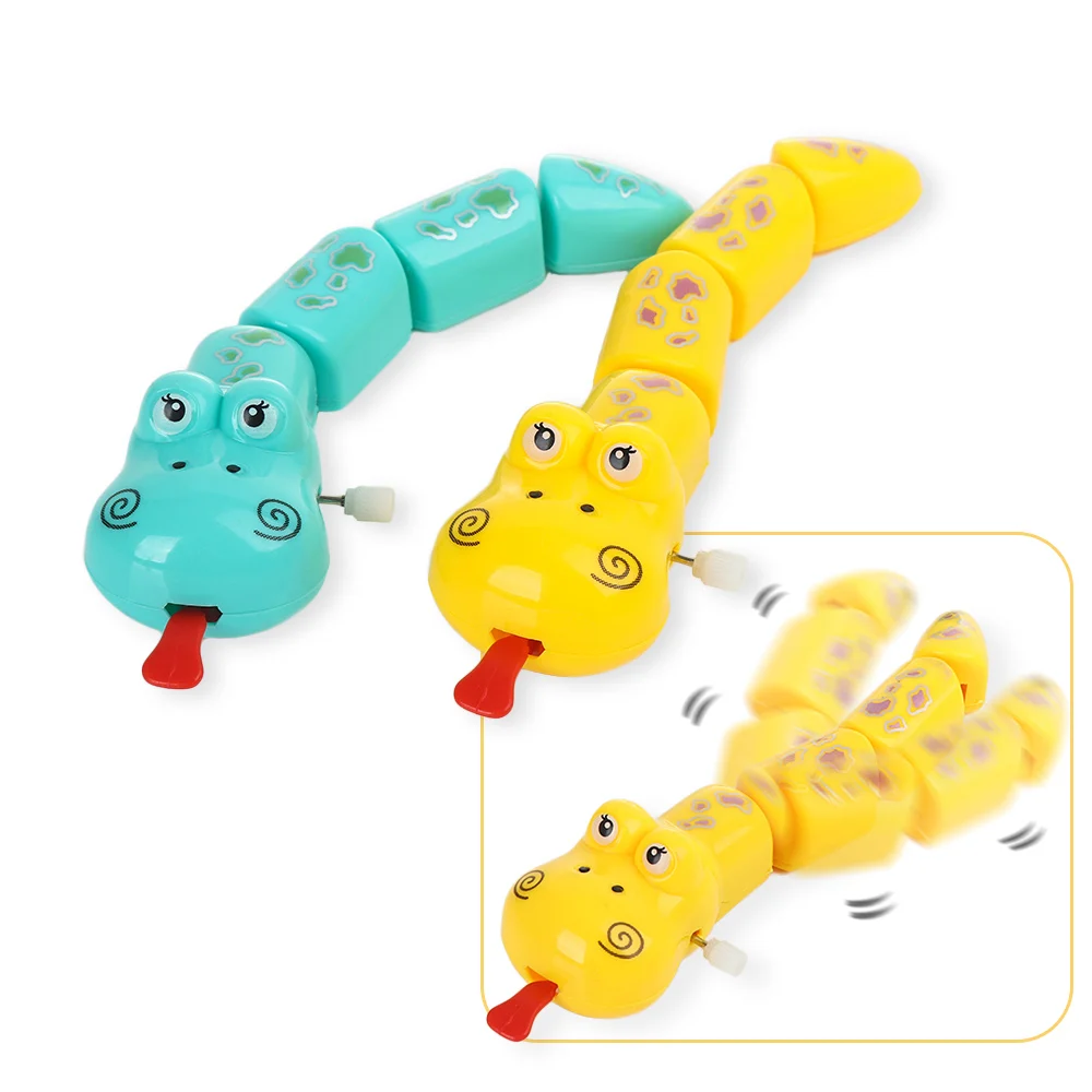1 шт. Детские игрушки Детские классические подарки Пластиковая форма змеи заводные игрушки Забавные милые нежные заводные игрушки цвет отправляется случайный