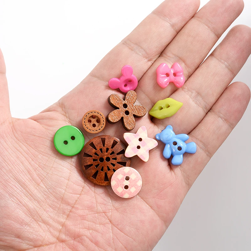 

155Pcs/Box Mixed Resin/Wooden Buttons 2 Holes Cute Round Sewing Buttons For DIY Clothes Dolls Crafts Garment Accessories Boxed