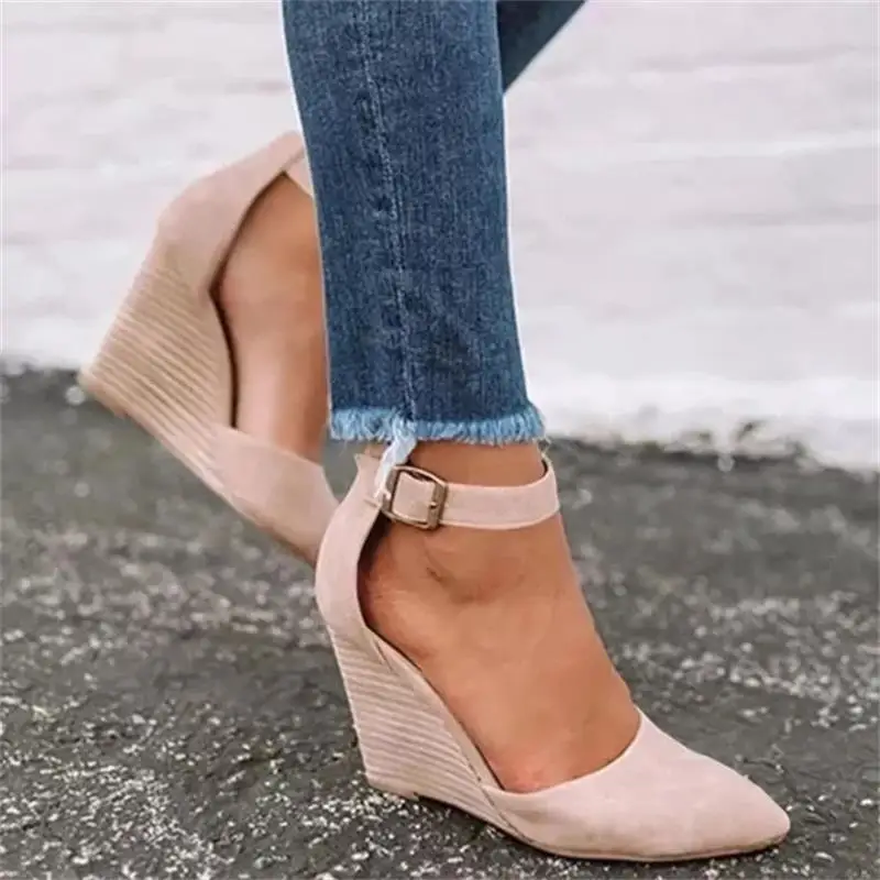 

2021 New Style Suede Solid Color Comfortable Classic Fashion Trend Casual All-match High-heeled Pointed Buckle Shoes ZZ007