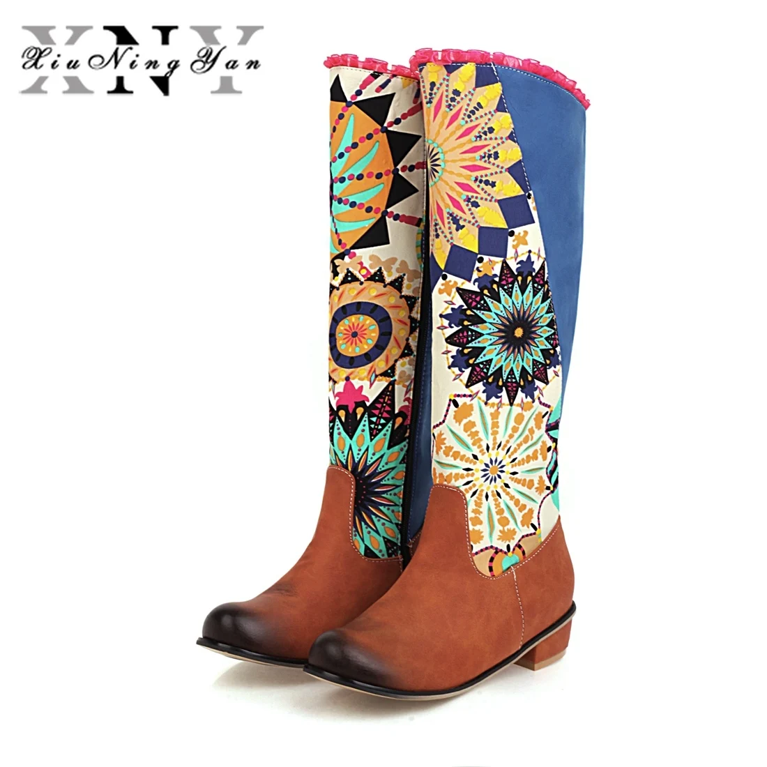 

Новые Брендовые женские сапоги Xiuningyan больших размеров 34-48, осенне-зимние ковбойские сапоги до колена на толстом высоком каблуке, женская об...
