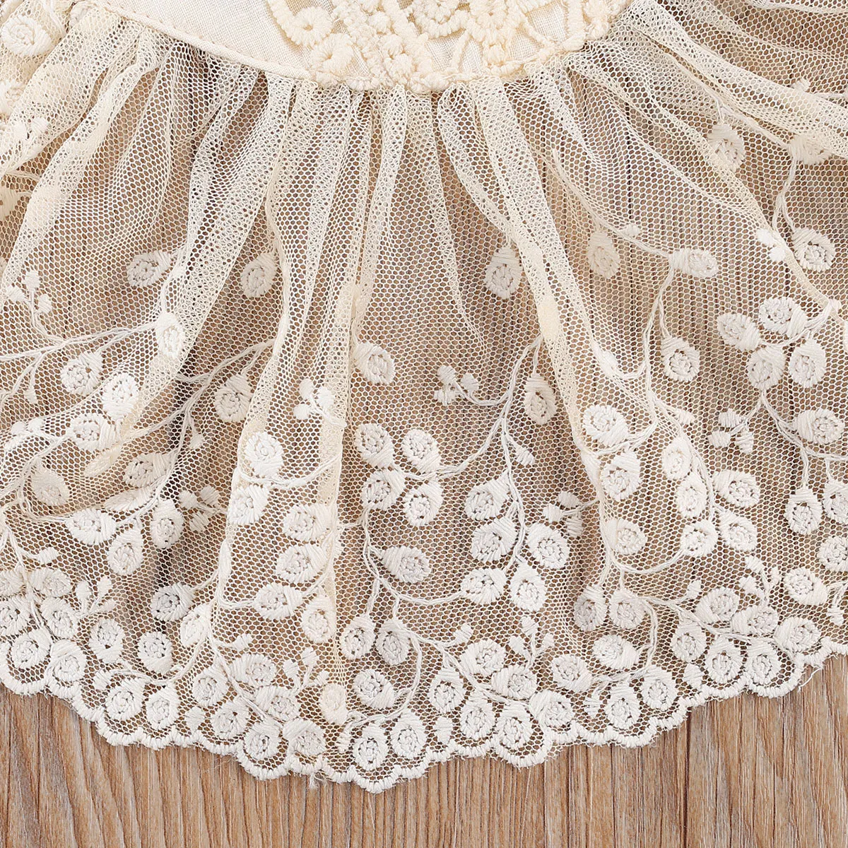 

2pcs Lovely Baby Girls Suit Crochet Sleeveless Yarn Edged Neck Halter Elastic Head Lace Briefs for Summer 0-24M