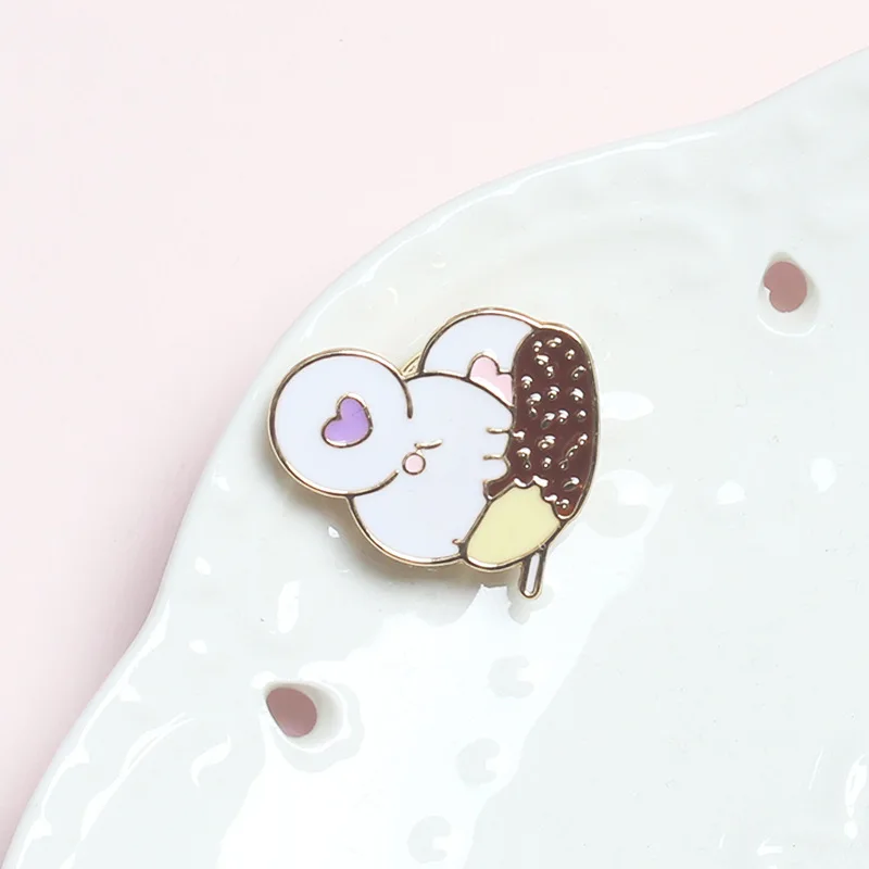Ins корейские Мультяшные милые маленькие мыши едят мороженое Броши для женщин