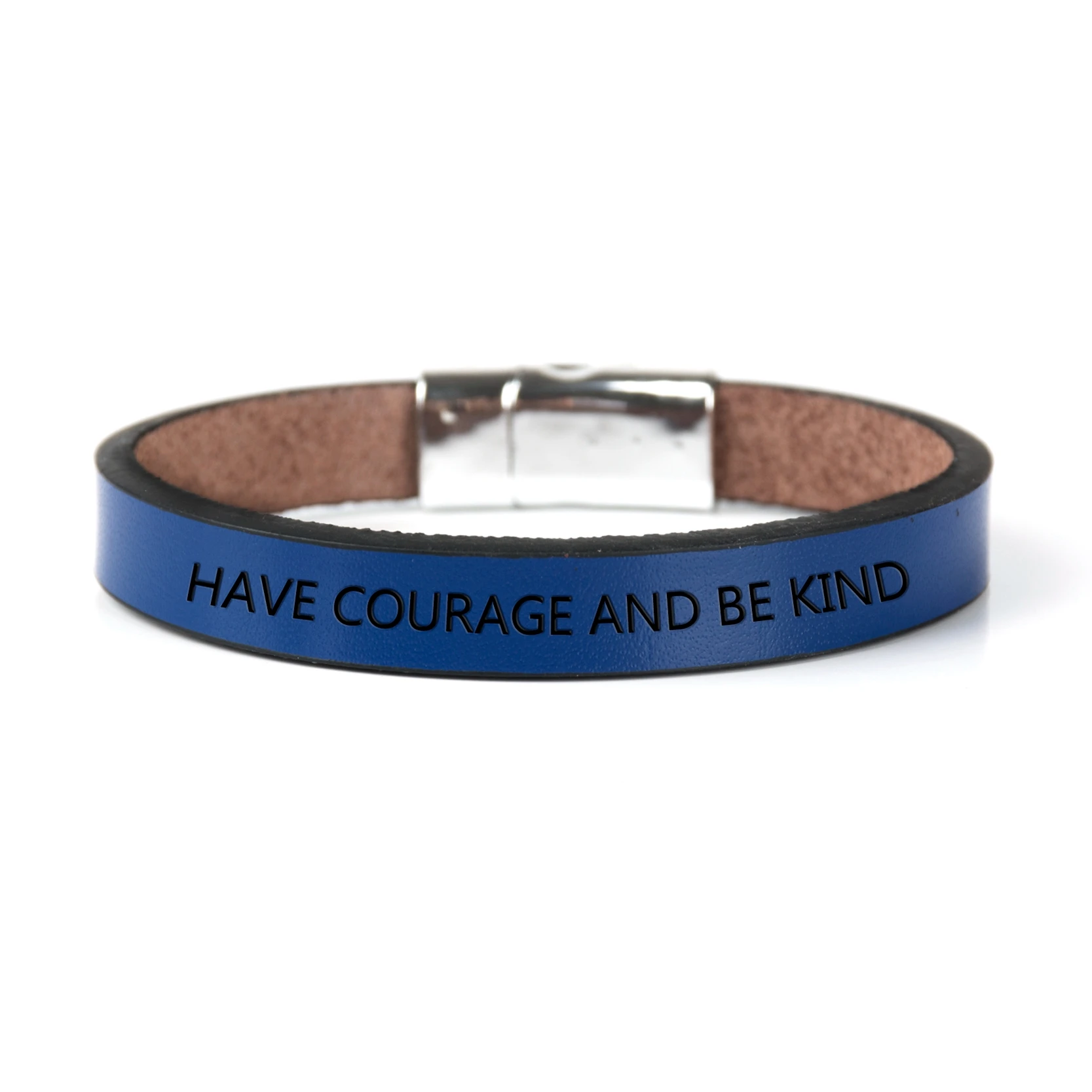 Браслет с мантрой имеют смелость и быть вид выгравированы великолепное