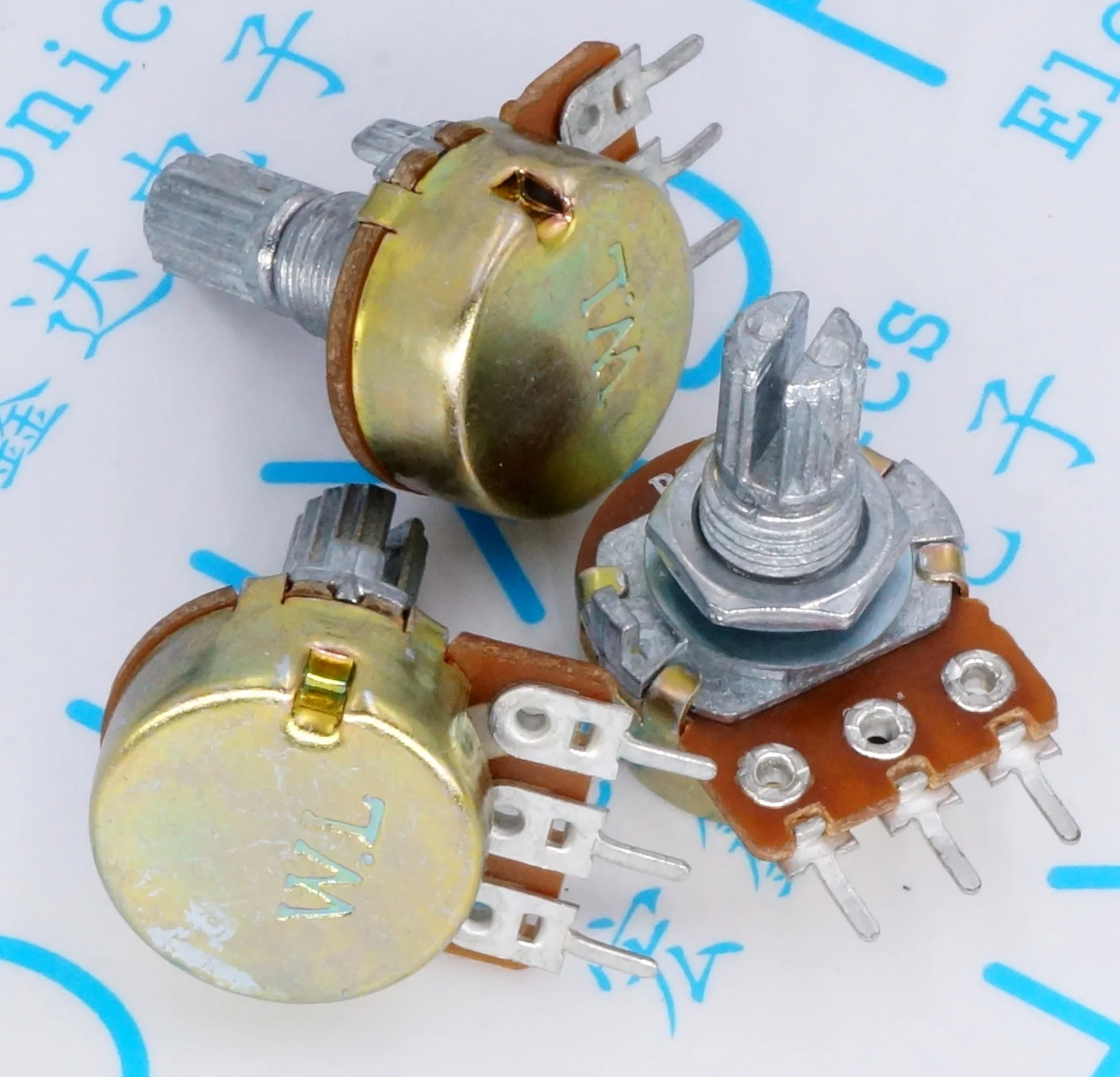 WH148 100K 104 одиночный потенциометр B100K ручка с короткой ручкой длиной 15 мм 3 фута по горизонтали гайкой 50