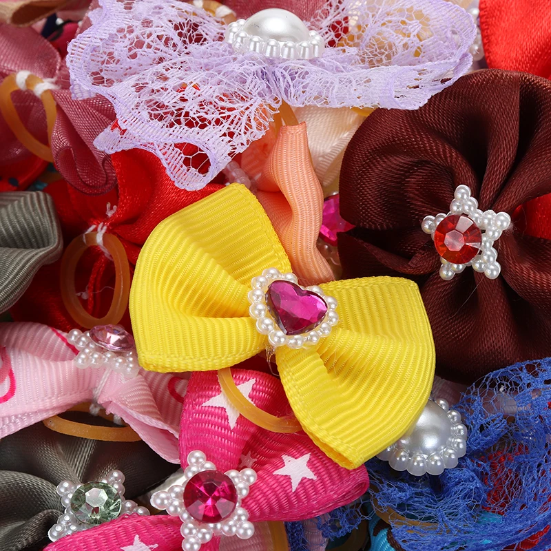 Банты для собак 100 шт. разноцветные банты Topknot шерсти щенков яркие цветочные