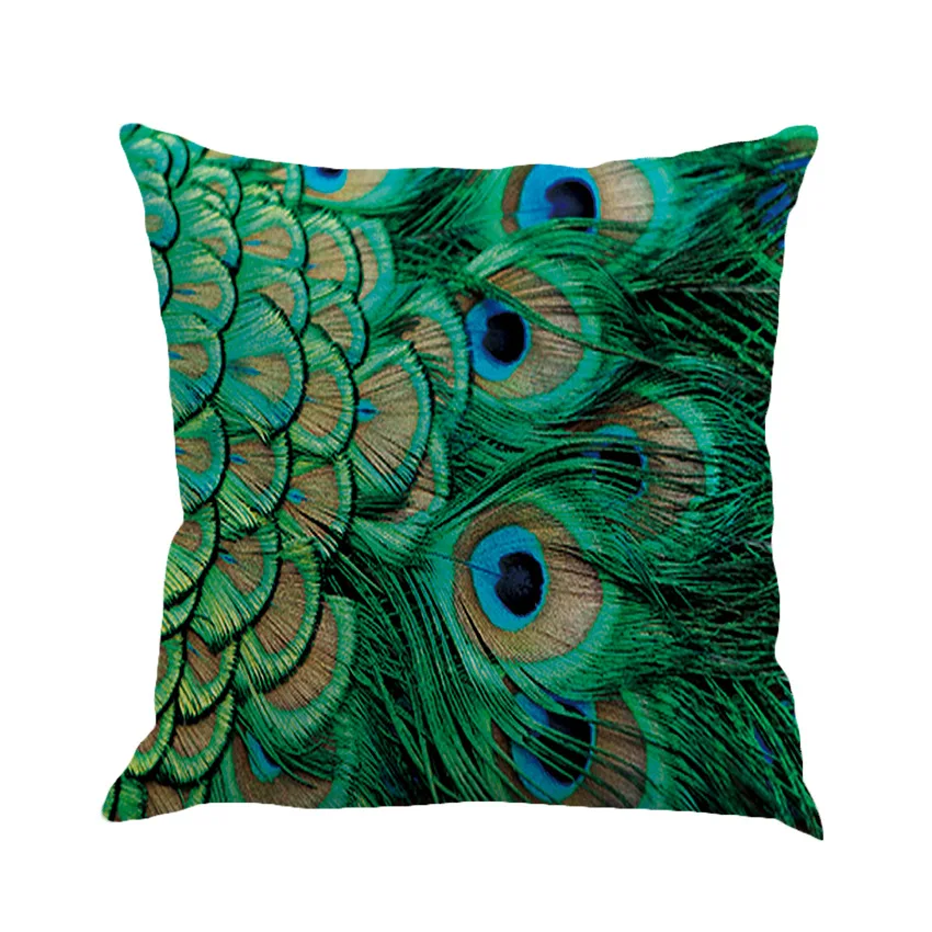 Персиковый декоративный чехол для подушки с изображением павлиньих перьев