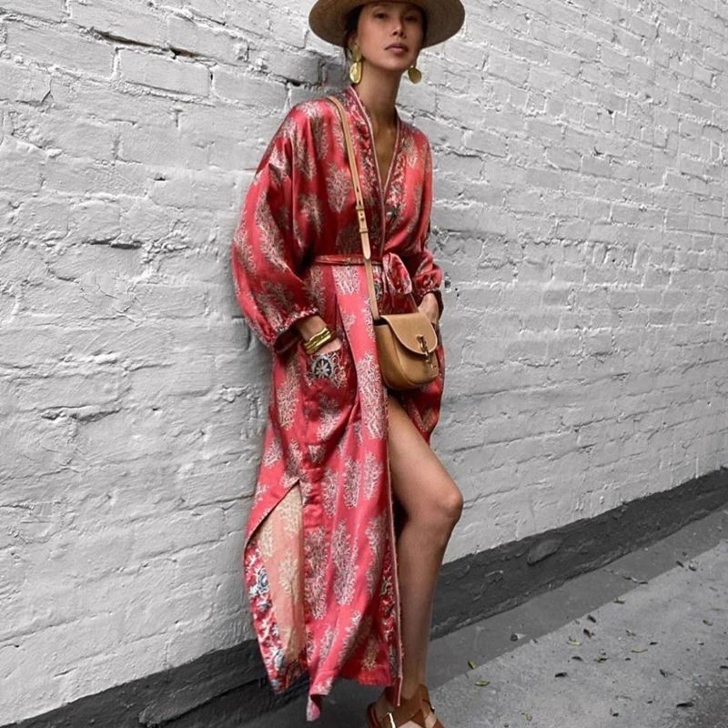 

TEELYNN Satin Red Floral Print Boho Beach Robe Long Sleeve kimono Dresses Women bikini Cover Up 2021 Vintage Side split Vestidos