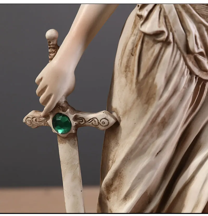 Греческий заказ богиня Themis скульптура статуя американского Ретро Ремесло декорация для рождественского подарка Греческая богиня поза украшения