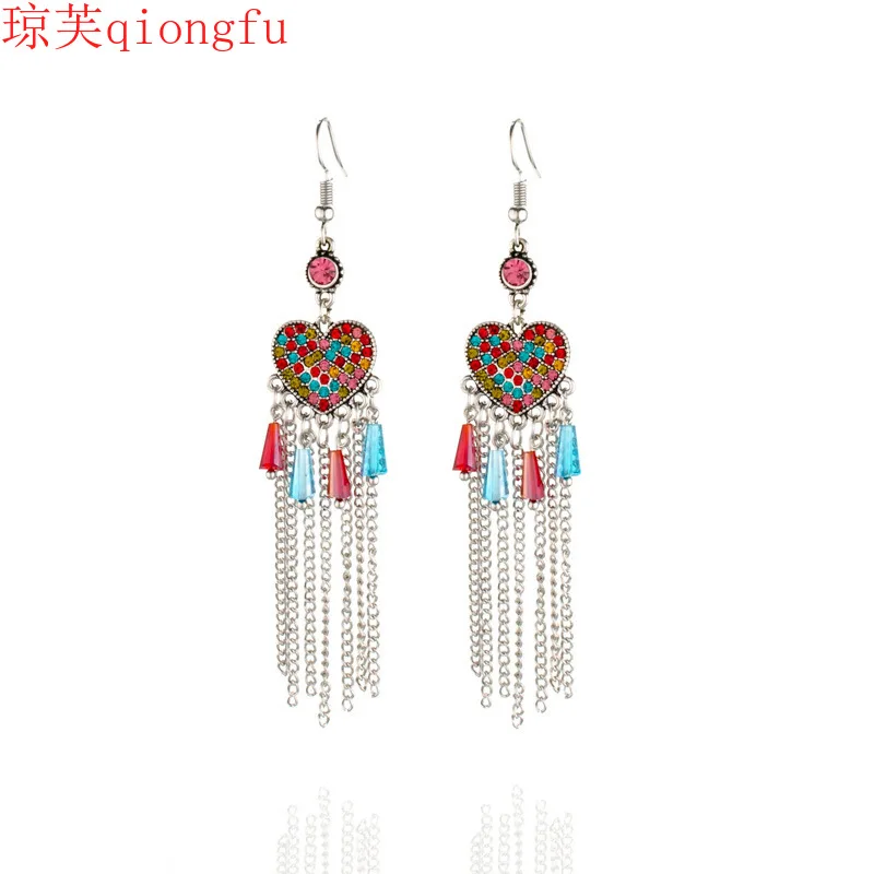 

Fashion jewelry 2021 Bohemian style long peach heart retro tassel earrings female temperament full diamond alloy earrings