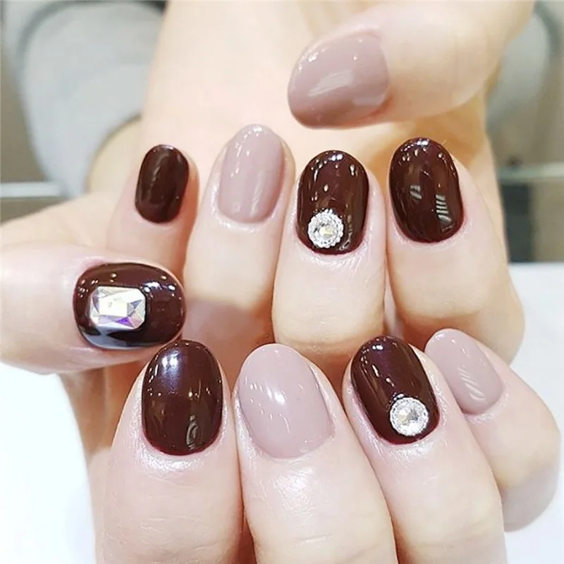 style11 24 шт./упаковка, красивые накладные ногти с клеем, короткие, с золотыми большими блестками, накладные ногти для девушек, черные, вечерние, акриловые ногти - Цвет: style11