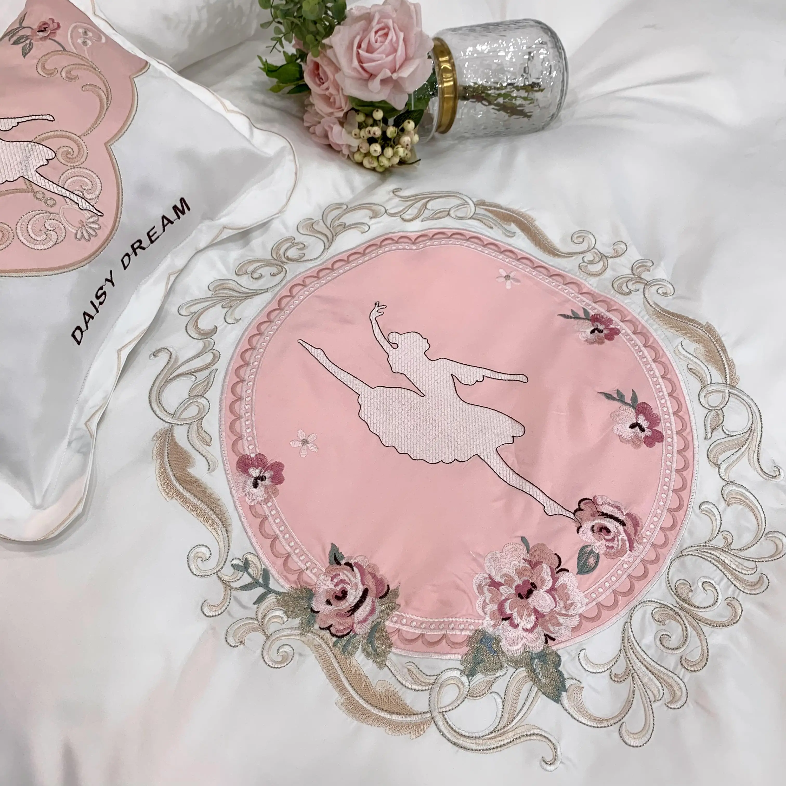 

Luxury White Princess Bedding Set Ballet Girl Embroidery Satin Silk Cotton Duvet Cover Flat/Fitted Sheet Pillowcase Home Textile