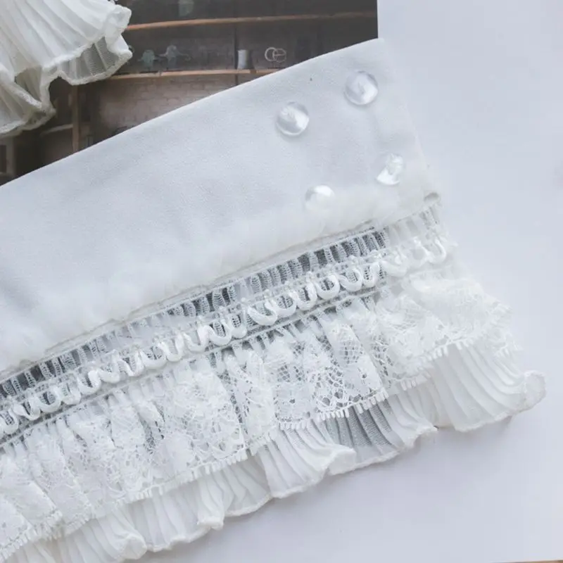 

Q1QA European Style Women Tiered Ruffles Lace Horn Cuffs Wrinkled Layered Princess Vintage White Decorative Fake Sleeves Wrist