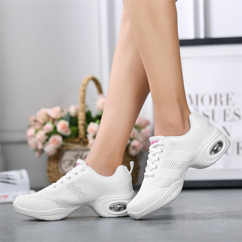 Спортивная обувь для современных джазовых танцев, дышащая танцевальная обувь с мягкой подошвой, женские кроссовки для тренировок, фитнеса, ... от AliExpress WW