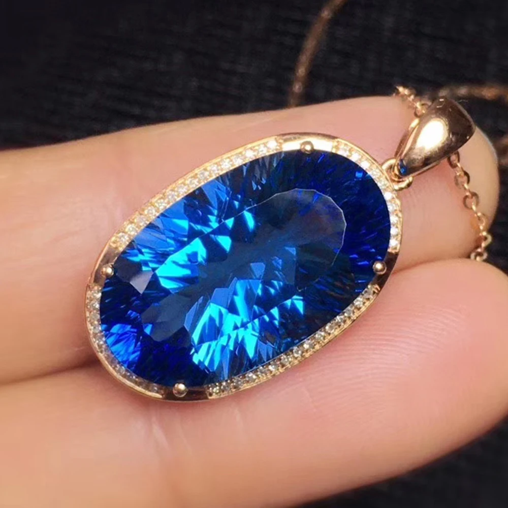 

Natural Swiss Blue Topaz Pendant 18k gold match Natural South Africa Diamond Bare stone 19.2ct Specifications 21.3*12.8mm