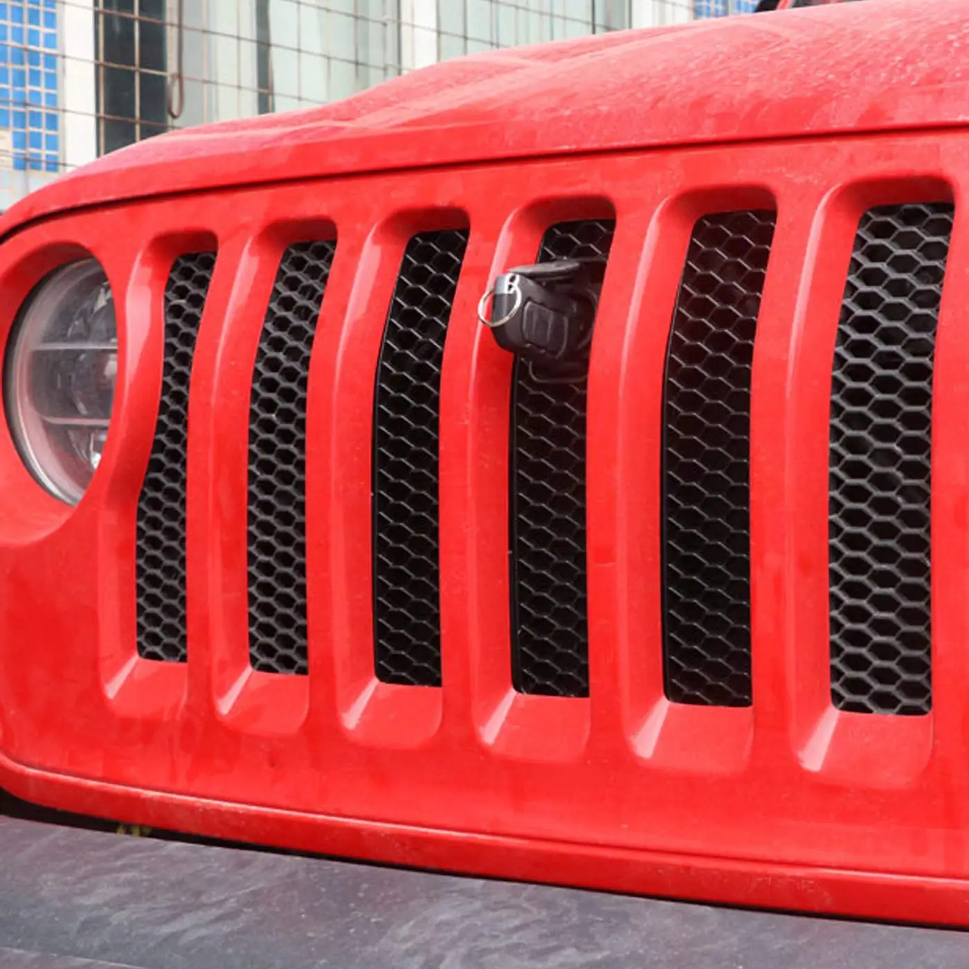 Замок капота W/клавиши W/комплект для гриля сборки совместимы с Jeep Wrangler JL и неограниченное количество 2 двери 4 2 шт