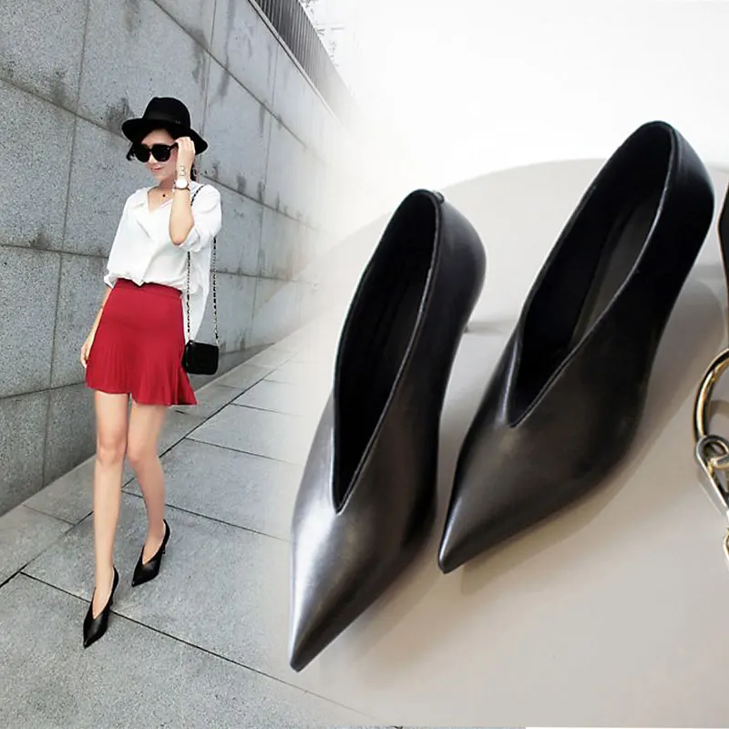 Женские туфли с острым носком на тонком каблуке тонкие глубоким V-образным