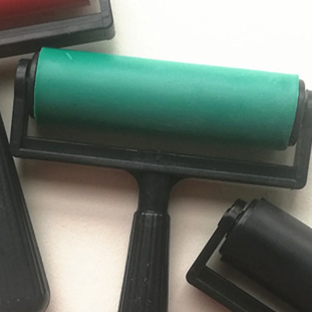 

10cm Printmaking Rubber Roller Brayer Craft Projects Ink and Stamping Tools (Red)