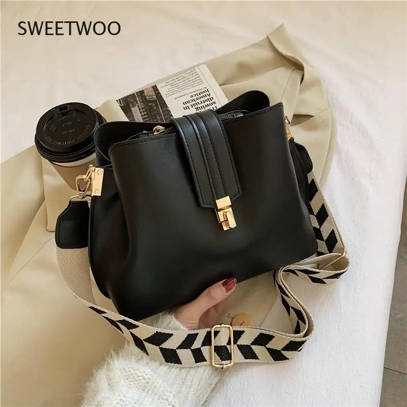 

Vintage Simple Small PU Leather Bucket Crossbody Bags for Women 2021 Designer Fashion Lady Luxury Black Shoulder Handbags