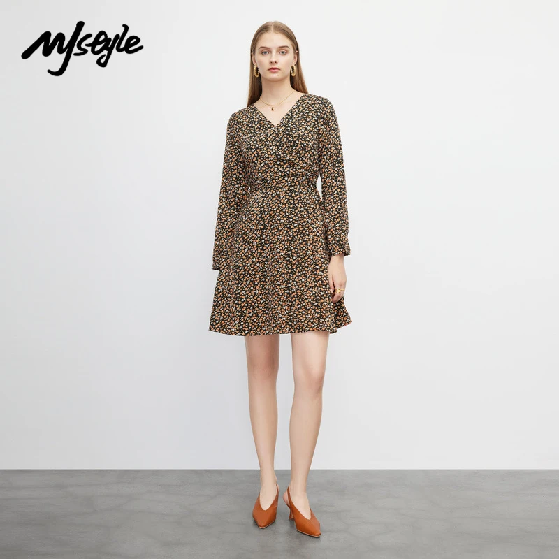 

Женское платье с цветочным принтом, V-образным вырезом и длинным рукавом