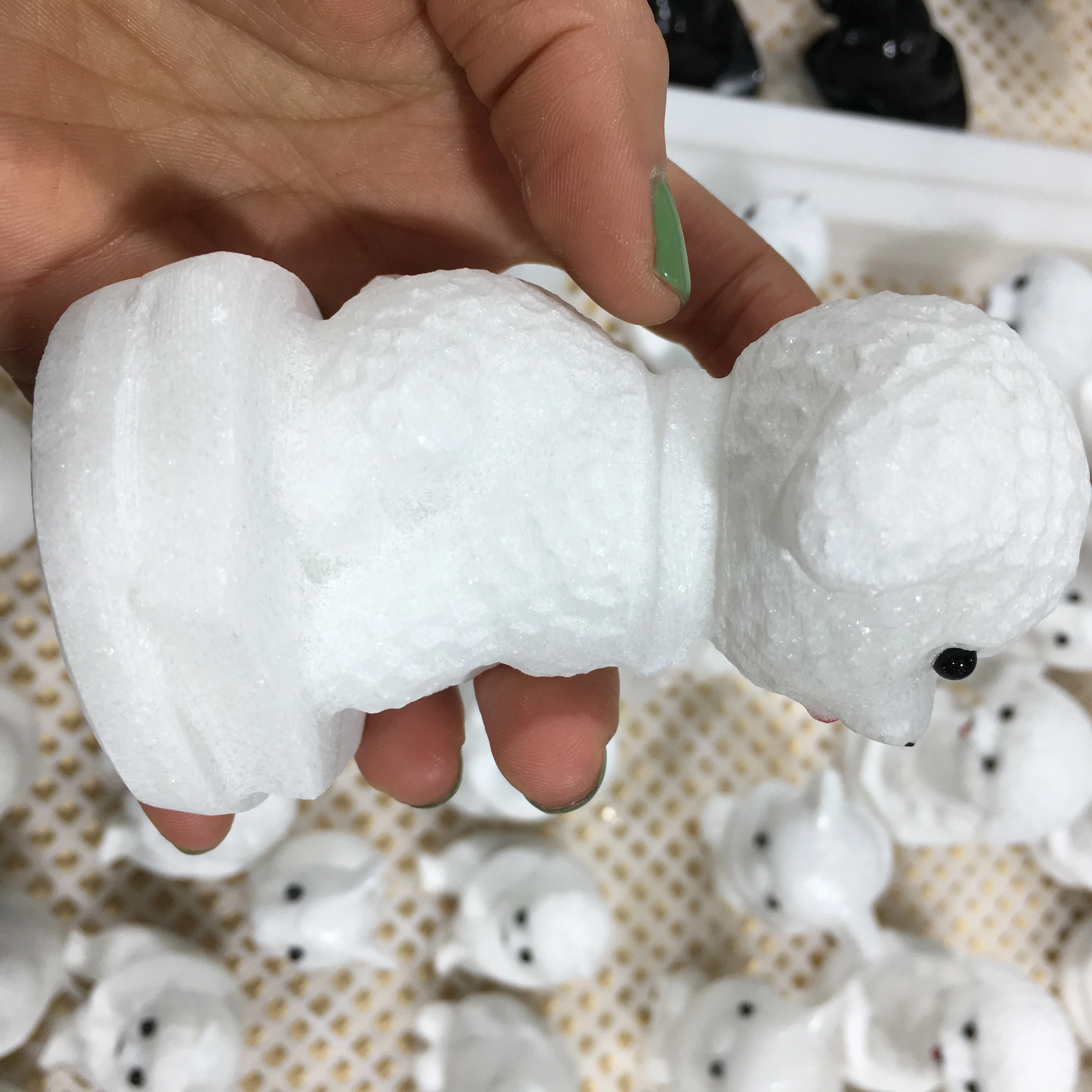

1pcs Natural Crystal Carving White Marble toy poodle Animal Carving Statue Natural Quartz Mineral Gemstone