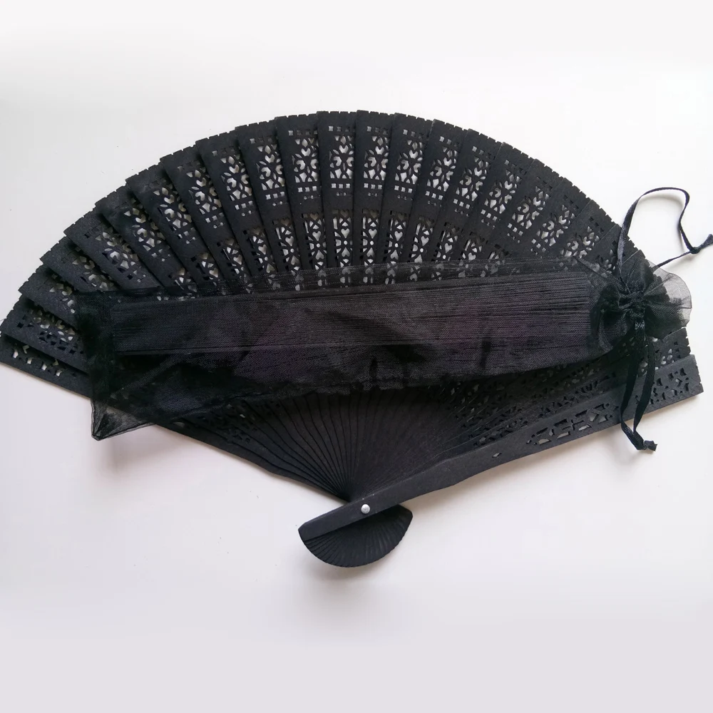

50Pcs/Lot Black Wooden Fan With Organza Bag,Personalized Hand Fan With Bride Groom Name & Date,Customized Wedding Souvenirs